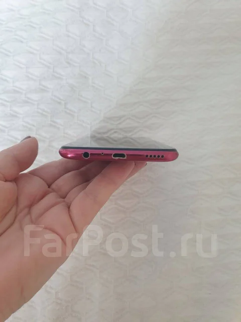 Honor 10i. �/�, 128 ��, �������, 4G LTE, 5G, Dual-SIM, ����������, NFC ����