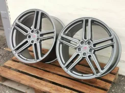 Vossen HF-1. 9.0/10.0x20", 5x112, ET35/35, �� 73,1���. ��� ����� �� ������ ����