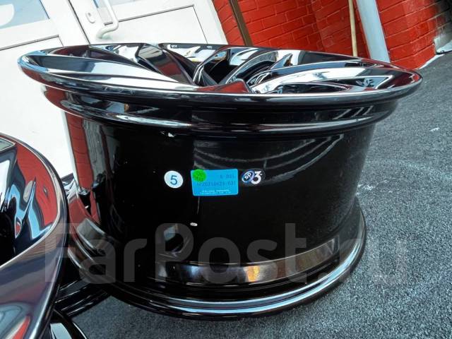 Modellista. 8.5/9.5x21", 5x120, ET20/32,  60,1. 