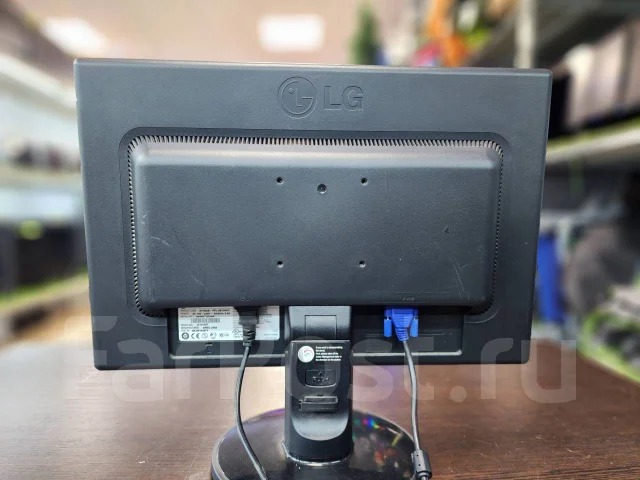 LG. 19", ���������� �� (LCD, LED, QLED) ����