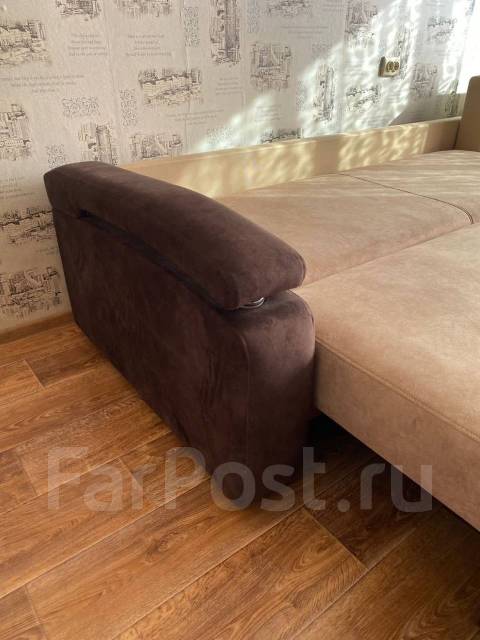 Перетяжка дивана, замена пружинных блоков, наполнителя во Владивостоке