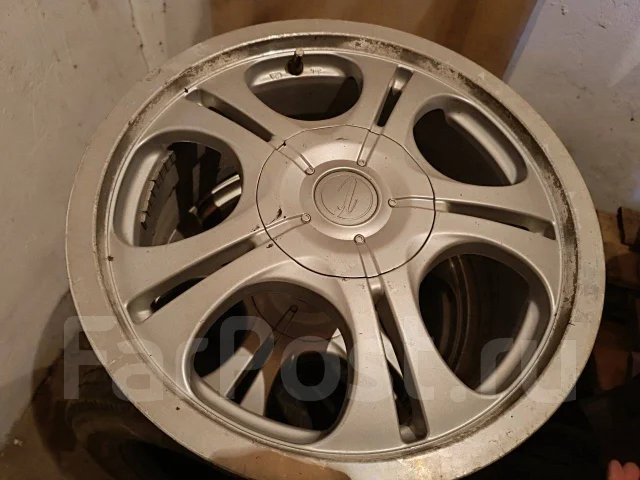 Realux. 7.0x16", 5x100, 4x114.3, ET42 ����