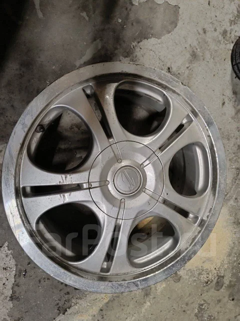 Realux. 7.0x16", 5x100, 4x114.3, ET42 ����