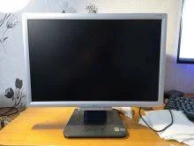 Acer. 19" ����