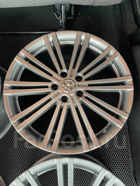 RAYS Versus Albore. 8.0x19", 5x114.3, ET38, �� 72���. ����