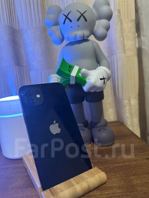 Apple iPhone 12. �/�, 64 ��, ������, 4G LTE ����