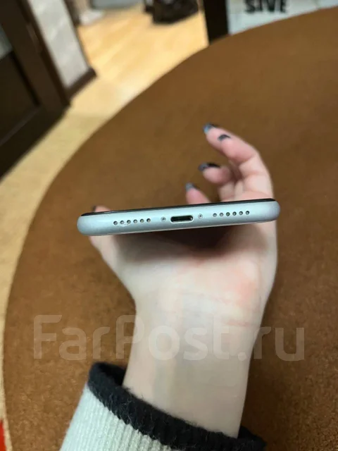Apple iPhone Xr. �/�, 64 ��, ����� ����