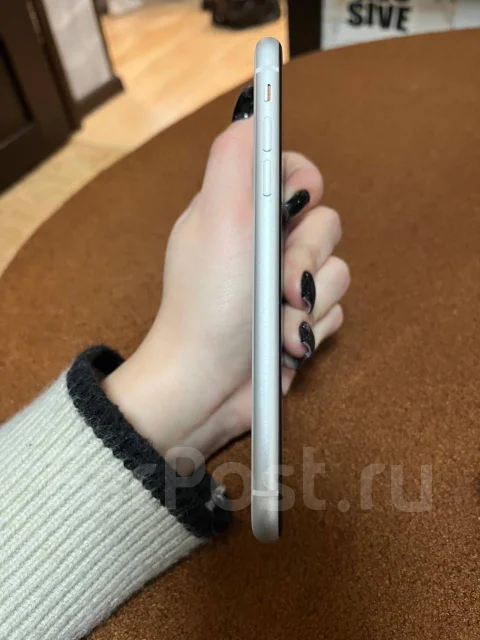 Apple iPhone Xr. �/�, 64 ��, ����� ����