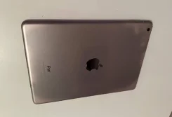 Apple iPad Air. ������ 16 �� ����