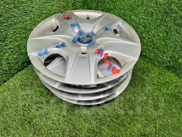 Колпаки R15 Toyota, 15", 1 шт, 4 шт, б/у, в наличии. Цена: 2 000₽ во ...