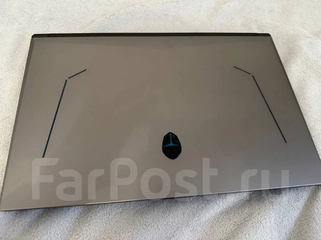Thunderobot. 17", 2,3����, ��� 32 ��, ���� 1 000���, WiFi: 1, Bluetooth: 1, ����������� �� 6��. ����