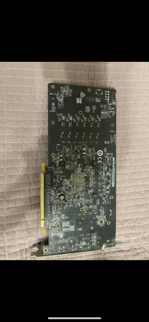 Radeon RX 580 ����
