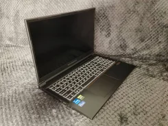 Machenike. 15.6", 144����, ��� 16 ��, ���� 512���, WiFi: 1, Bluetooth: 1, ����������� �� 1��. ����