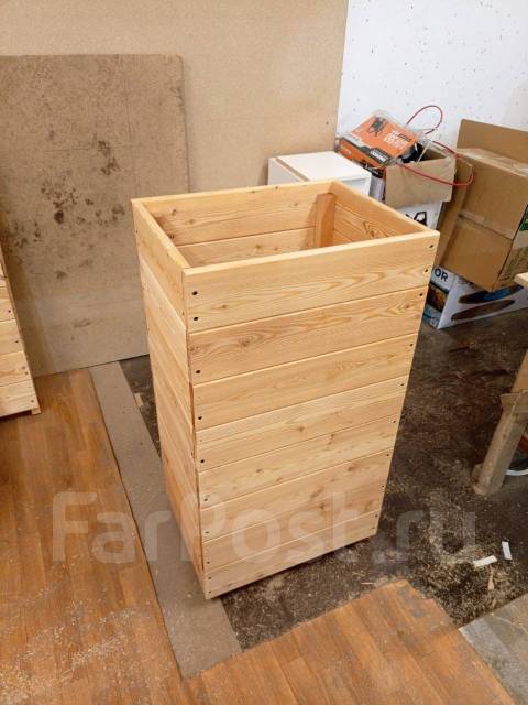 Вазон уличный из массива, новый, в наличии. Цена: 16 000₽ во Владивостоке
