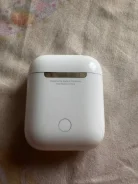 Apple AirPods ����