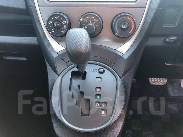 Toyota Ractis. ��������, ��������, 1.3 (99��.�.), ������, 56 000����. ��, �/�. ��� ����� �� ������������ ����