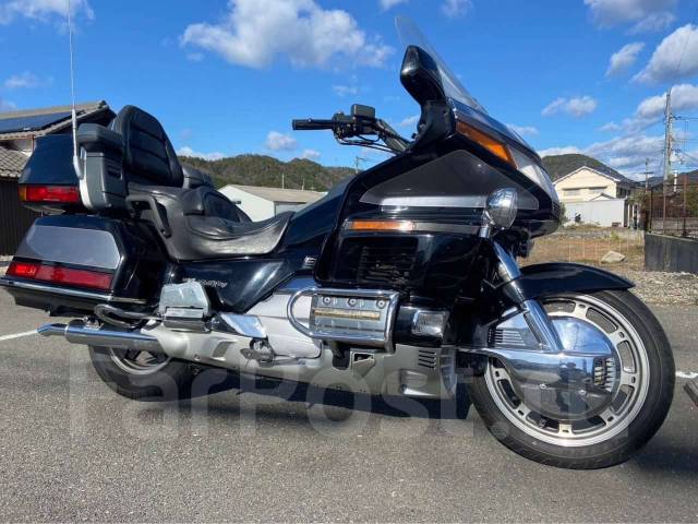 Модель мотоцикла Honda Gold Wing 1500 White