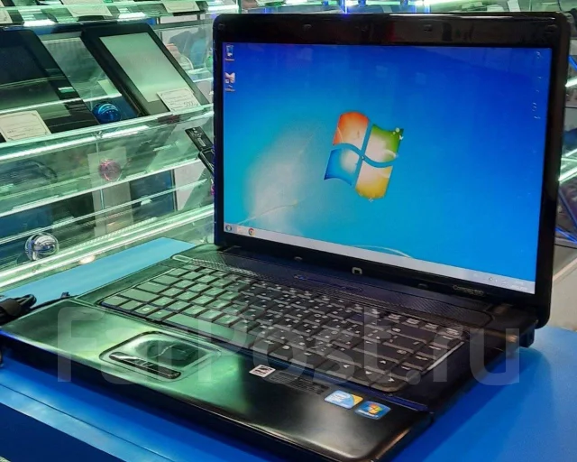 Compaq 610. 15.6", 2����, ��� 3072 ��, ���� 320���, WiFi: 1, Bluetooth: 1 ����