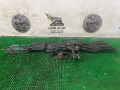     Toyota Land Cruiser 200 