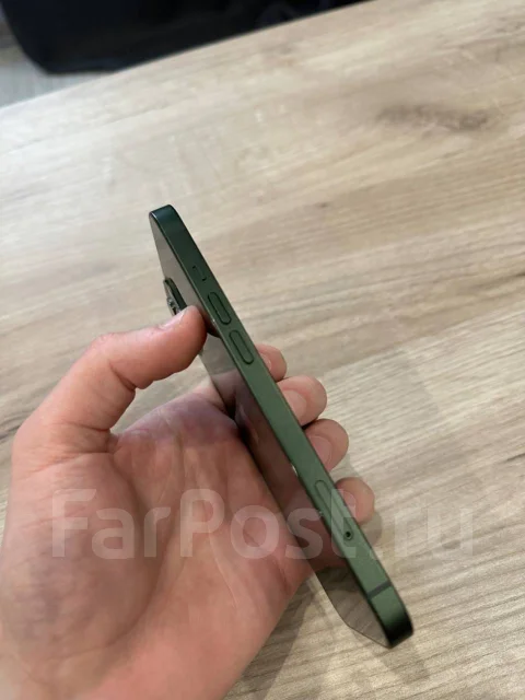 Apple iPhone 13. �/�, 256 ��, �������, 3G, 4G LTE, 5G, Dual-SIM, ����������, NFC ����