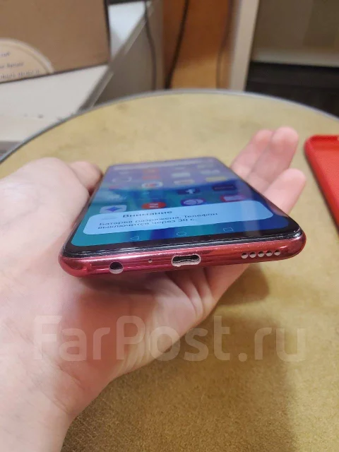 Honor 10i. �/�, 128 ��, �������, �������, 3G, 4G LTE, Dual-SIM, NFC ����