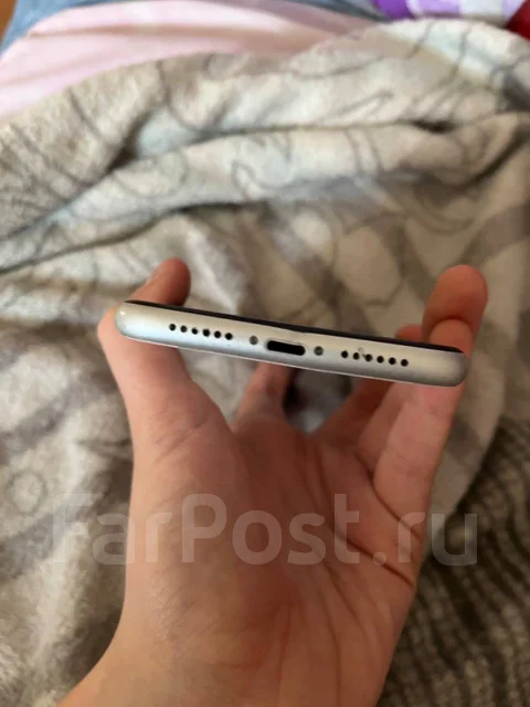 Apple iPhone Xr. �/�, 64 ��, �����, 4G LTE ����