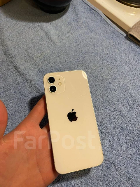 Apple iPhone 12. �/�, 64 ��, �����, 4G LTE, NFC ����