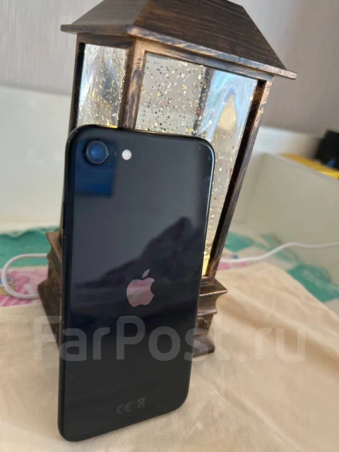 Apple iPhone SE 2020. �/�, 128 ��, ������, 4G LTE ����