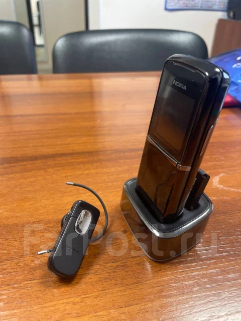 Nokia 8800 Sirocco Edition. �/�, 8 ��, ������, 3G, ��������� ����