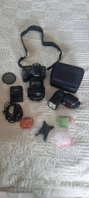 Nikon D600. 20 � ����� ��, ���: 14� � ����� ����