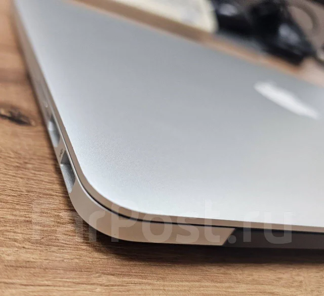 Apple MacBook Pro 13 2014 Mid. 13.3", 2,6����, ��� 8 ��, ���� 128���, WiFi: 1, Bluetooth: 1, ����������� �� 2��. ����