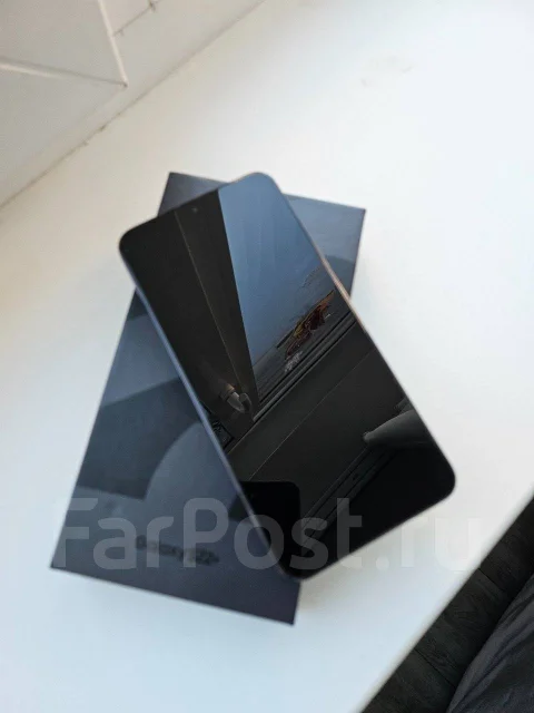 Samsung Galaxy S22+. �/�, 256 ��, ������ ����
