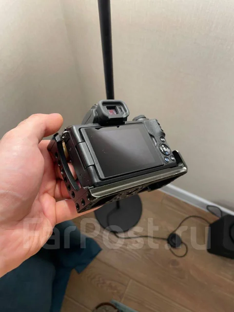 Canon EOS M50 ����