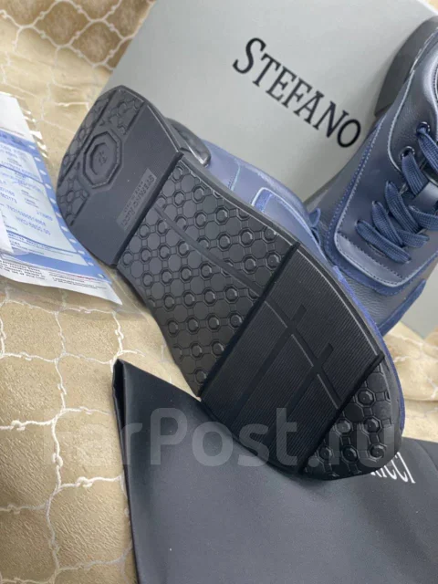 Chaussures Homme Souliers Berluti neufs et occasions au Togo
