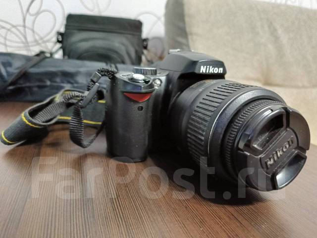 Продам Nikon D60+Корф+ штатив, б/у, в наличии. Цена: 5 000₽ во Владивостоке