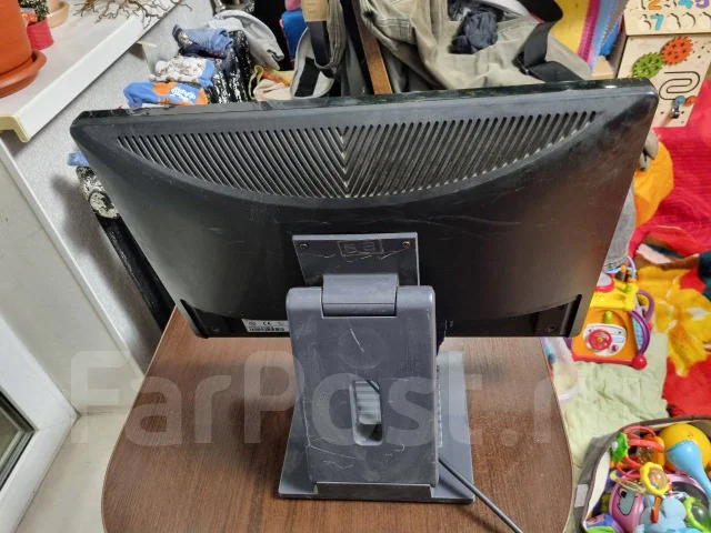 Samsung. 22", ���������� �� (LCD, LED, QLED) ����