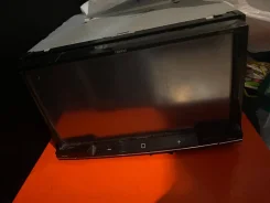 Clarion NX702 ����