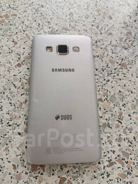 Смартфон Самсунг A3 б/у, 16 гб, 5.43", моноблок, белый, 4G LTE, в ...