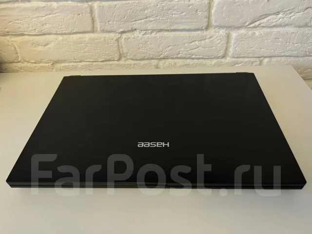 Hasee. 17.3", ��� 16 ��, ���� 1 000���, WiFi: 1, Bluetooth: 1 ����