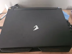 Gigabyte Aorus 15X. 15.6", 3,8����, ��� 16 ��, ���� 1 024���, WiFi: 1, Bluetooth: 1, ����������� �� 10��. ����