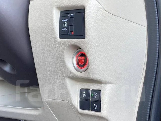 Honda N-BOX. ��������, ��������, 0.7 (58��.�.), ������, 31 000����. ��, �/�. ��� ����� �� ������������ ����