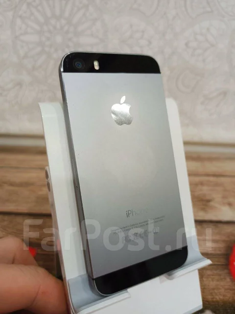 Apple iPhone 5s. �/�, 16 ��, �����, 3G, 4G LTE, NFC ����