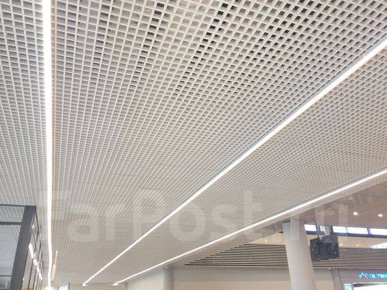 Монтаж подвесных потолков Армстронг - Грильято - Кубота во Владивостоке