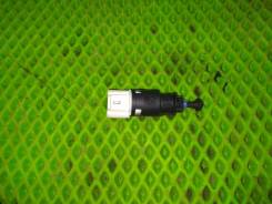    Renault Sandero 8200276361 