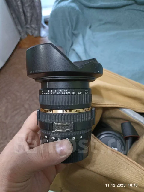 Canon EOS 4000D ����