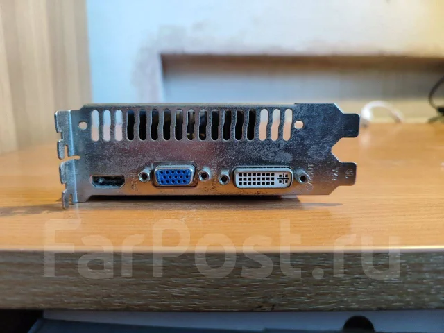 GeForce 9800 GT ����