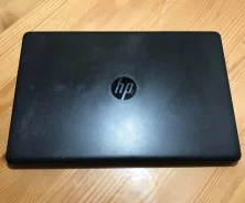 HP 15-da0191ur. 15.6", 2,3����, ��� 4 ��, ���� 256���, WiFi: 1, Bluetooth: 1, ����������� �� 8��. ����