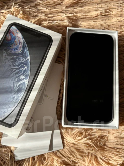 Apple iPhone Xr. �/�, 64 ��, ������, 3G, 4G LTE ����