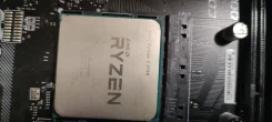 AMD Ryzen 7 1700 ����