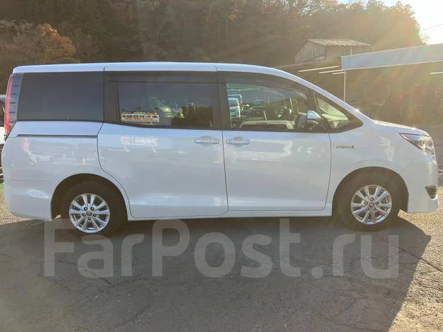Toyota Noah. �������, ��������, 1.8 (99��.�.), ������, 33 000����. ��, �/�. ��� ����� �� ������������ ����